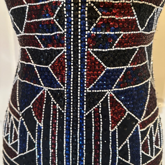 Formal dress - Picture 16 of 16